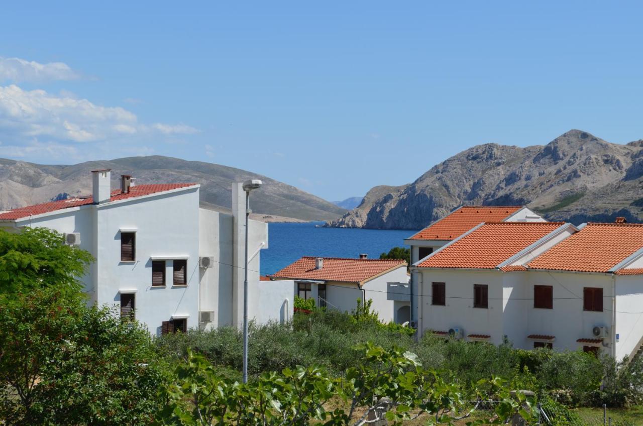 Apartments Aneva Baska  Bagian luar foto